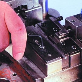 BONDHUS JB5/16 No.16913 Hex Ball Point L-Wrench, Long, 5/16 Inch, Short Handle: 1.6 inches (40 mm), Long Handle: 6.3 inches (161 mm), Plated