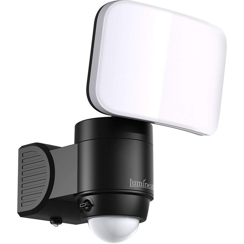 Luminea Outdoor Light: Wireless LED Outdoor Spotlight with PIR Motion