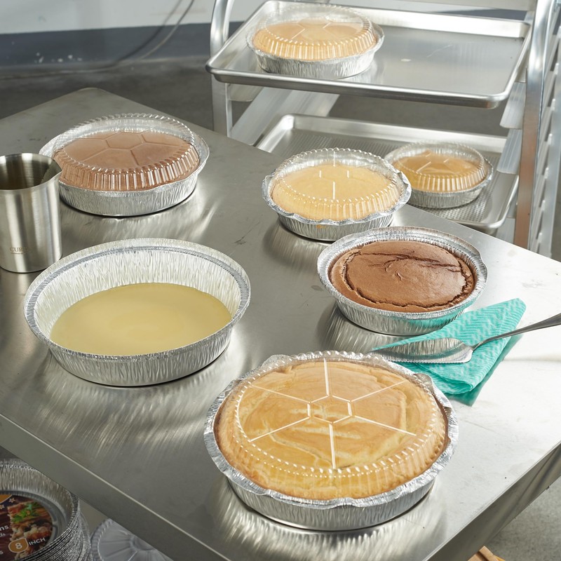 CURTA 8" Round Aluminum Foil Pans with Clear Lids |