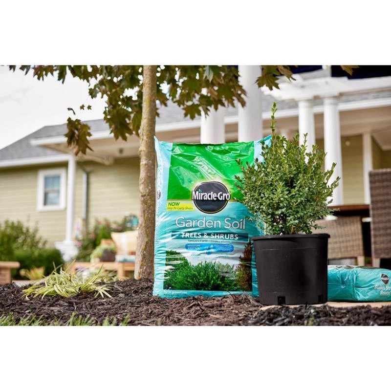 Miracle-Gro 76059430 Garden Soil, 1.5 cu-ft Coverage Area, Brown Bag