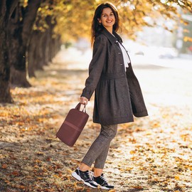 Small Foldable Seat Cushion 2.5cm Thick, Portable Gel Seat Cushion for Pressure Relief, Light Portable Chair Pad for Travel, Foldable Ariy Chair Cushion for Easier Storage (Rectangle Brown)