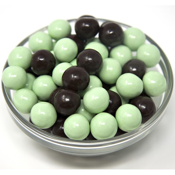 YANKEETRADERS Dark Chocolate Mint Cookie Crisp Balls, 1 lb Gift
