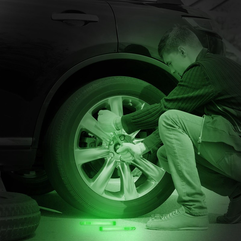 Cyalume SnapLight Green Glow Sticks