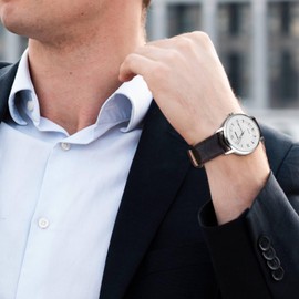 Ayadoo 20mm Top Grain Leather Watch Band, Classical Embossed Alligator Grain,Dark Brown Leather Replacement Watch Strap with Black Buckle for Men,Women