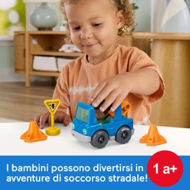 Fisher-Price Little People - Soccorso stradale, set per il gioco immaginativo con personaggio, carro attrezzi a spinta e 3 segnali stradali inclusi, 1+ anni, JMT87