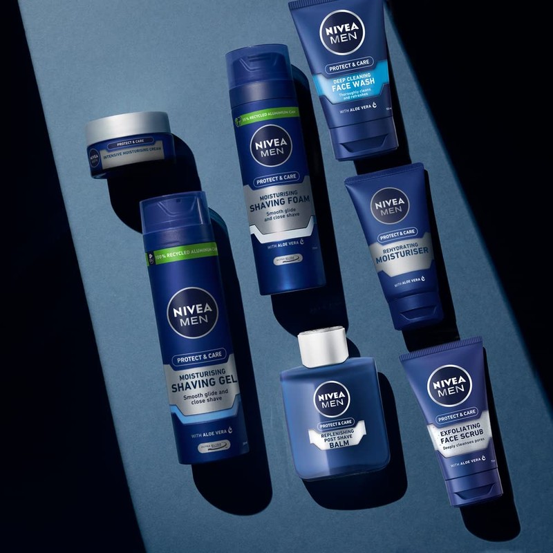 NIVEA Men Protect & Care Moisturising Shaving Gel (200ml), Protective