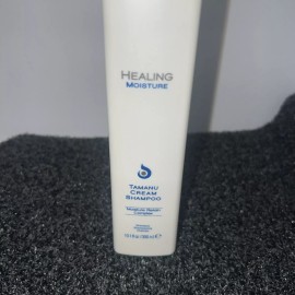 L’ANZA L'ANZA Healing Moisture Tamanu Cream Shampoo, Cleans, Moisturises and Refreshes