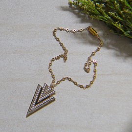 Arrowhead Pendant Necklace, Reversible Pendant Necklace, Ivory Brown Triangle Pendant Necklace, Hammered Gold Pendant, Gold-Plated Chain, Magnetic Clasp, Custom Length, Jewelry Inspirations