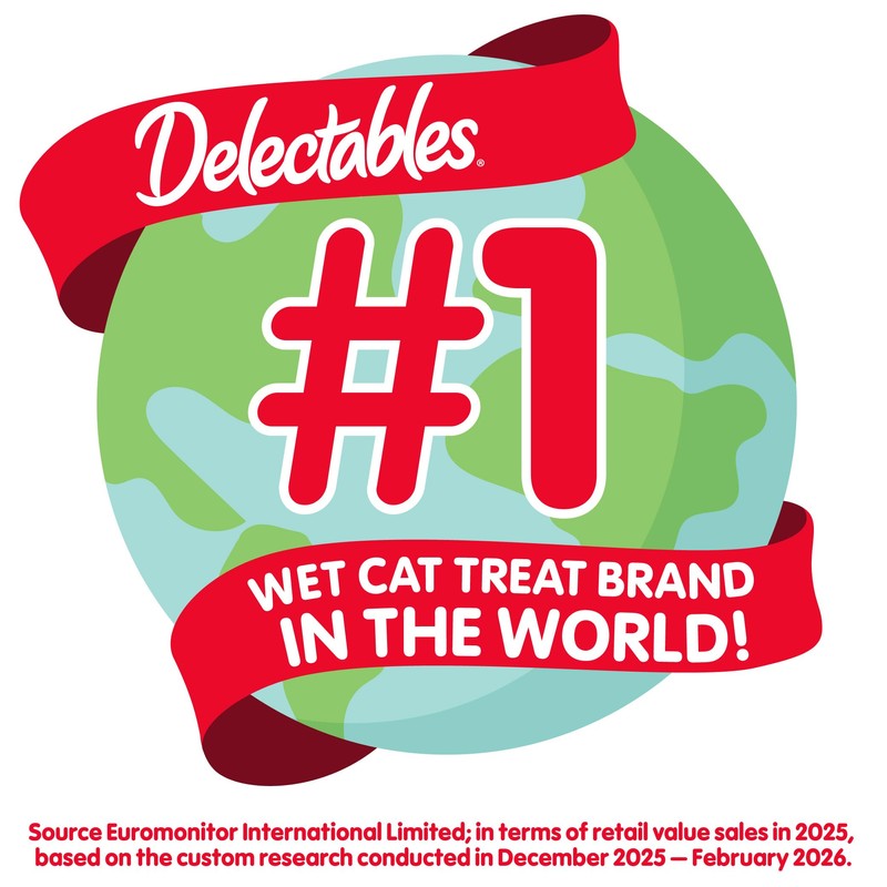Hartz Delectables Stew Lickable Wet Cat Treats for Adult &