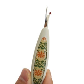 HAHIYO Vintage Style Seam Ripper with Ergonomic Grip Sewing Stitch Cutter Thread Unpicker for Quilting Sewing Crafting Notions & Hemming - Ergonomic Stitch Remover Sewing Tool, White 5-Inch 1PC