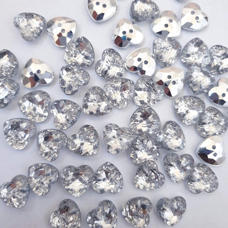 MajorCrafts® 44pcs 13mm Heart Faceted Acrylic 2 holes Sewing Buttons