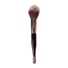 Soft-Focus Powder Brush