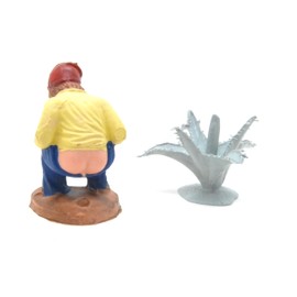 5 cm hidden nativity scene. find the Christmas figure. the man who poops. shitting statuette. nativity scene set, figures, jesus. 3 kings. scale models