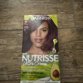 Garnier Nutrisse Nourishing Ultra Hair color Intense Deep Burgundy          G-42