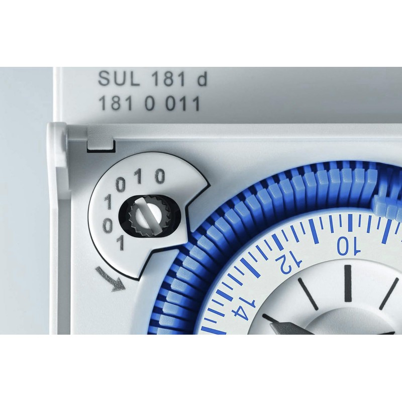 Timeguard SUL181d 3-Module Segment Timeswitch with Power Reserve