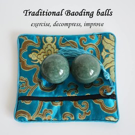 ILEWEI Chinese Baoding Balls Green Marble Exercise Health Stress Relieve Relax Fingers Zen Tai Chi Ball Therapy Fitness Arthritis Thumb Massager Gift for Hands (1.4 inches, Green with Bag)