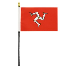 AZ FLAG - Isle of Man Table Flag 4'' x 6'' - Manx Mini Desk Flag 100% Polyester 15 x 10 cm - Office Banner with 10'' Pole - Golden Spear