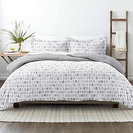 Linen Market Premium Down Alternative Moonlight Stars Reversible Comforter Set King/California King Light Gray