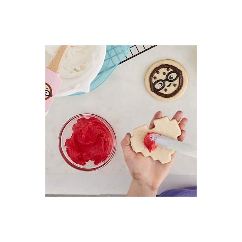 Wilton 2310-3726 8-Bit Heart Cookie Cutter