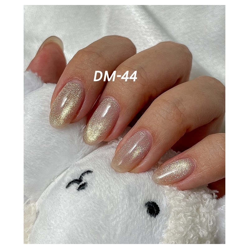 Chilling Magnet Gel One Color Handmade Nail Tips - Short