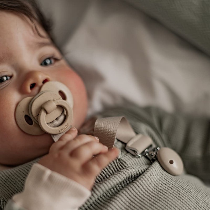 Elodie 5477 Pacifier Clip Wood Pure Khaki Pacifier Clip Nordic