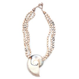 collezione alessandro Short Ariel Necklace with Opulent Shell Pendant, Shell