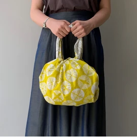Musumi Furoshiki 3 Width Isa Pattern Double-Sided Pine Kiiro, Gray, 40.9 inches (104 cm), Cotton
