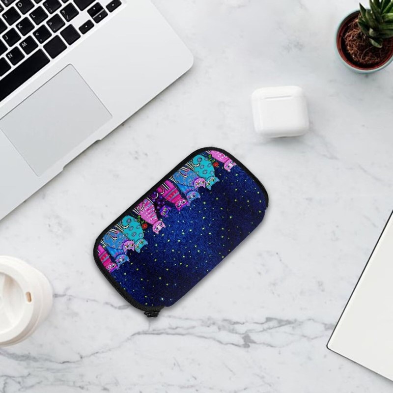 Xoenoiee Cute Cats Starry Night Print USB Pouch, 10 Slot