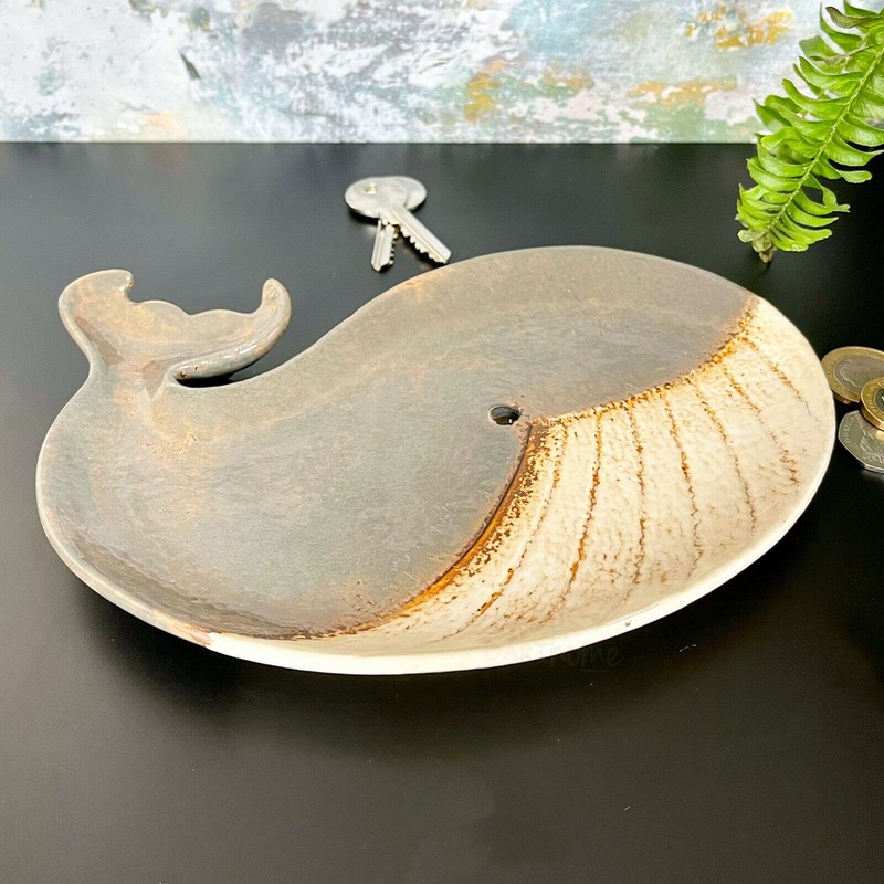 Darthome Whale Trinket Dish Grey Glazed Ceramic Jewellery Keys Decorative