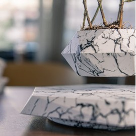 KIYOMING Floating Plant Pot Planter Suspension Air Bonsai Pot Flower Pot Levitating Plant Pot for Home Office