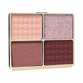 Estée Lauder The Essential Eyeshadow Quad Long-Lasting Palette – Sombras que se aplican y difuminan con facilidad. Resistentes al asentamiento y al difuminado, ideales para piel madura.