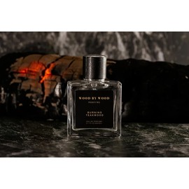 A burning bonfire, the scent of wet firewood.Burning Teakwood / 타오르는 모닥불, 젖어버린 장작의 향기. 버닝티크우드