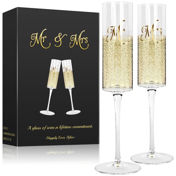 Qulable Set of 2 Champagne Flutes - Mr & Mrs - Engagement Gifts, Wedding Gifts for Couples - 210ml, Elegant Glasses for Champagne, Prosecco, Christmas, Birthday (MR & MRS)