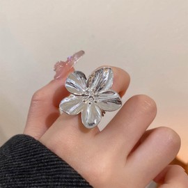 Flower Ring for Women Non Tarnish Stainless Steel Open Ring Trendy Silver Statement Ring Vintage Floral Rings Holiday Jewelry Accessory (Silver)
