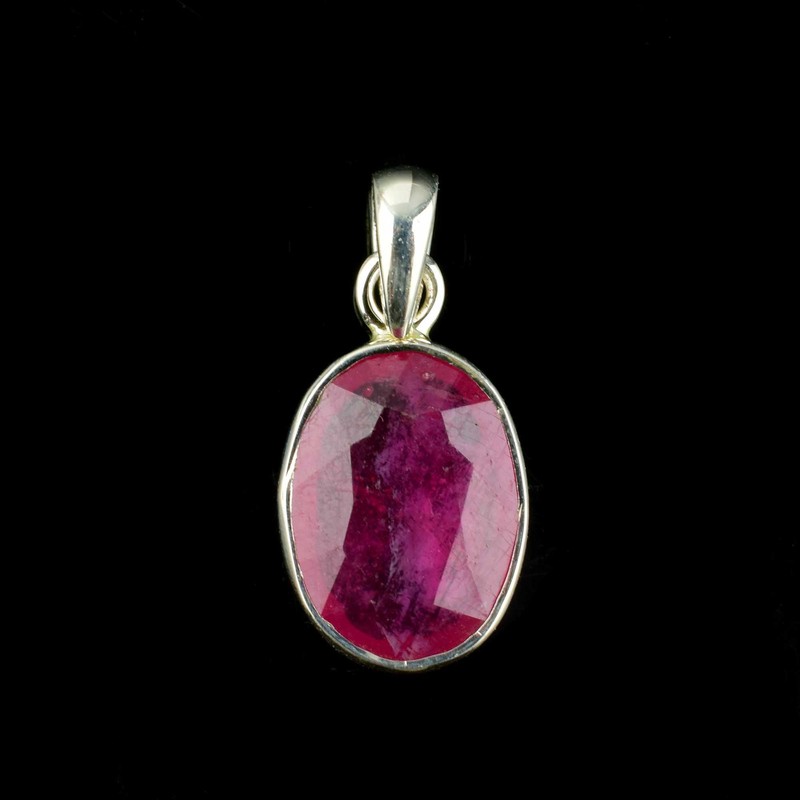Natural Raw Ruby Crystal Gemstone Dainty Women Pendant Necklace, Chakra