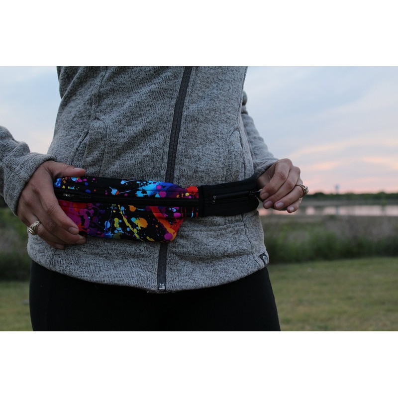 SPI Glide Buckle-Less, Adjustable Twin Pocket Running Belt (Black)