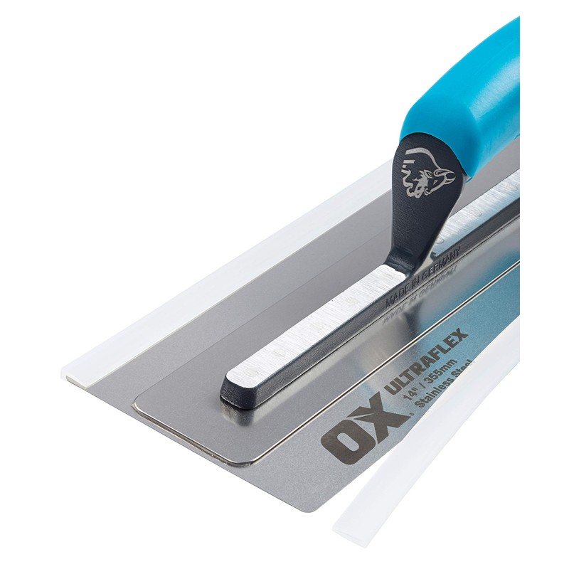 OX Pro UltraFlex Finishing Trowel 14in / 355 x 110