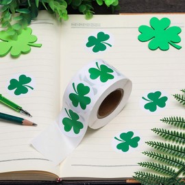 500Pcs St. Patrick's Day Stickers Green Shamrock Clover Stickers Roll 1.5in Self-Adhesive Waterproof Sticker Decor for Irish Holiday Party Scrapbook Journal Envelopes Decorations