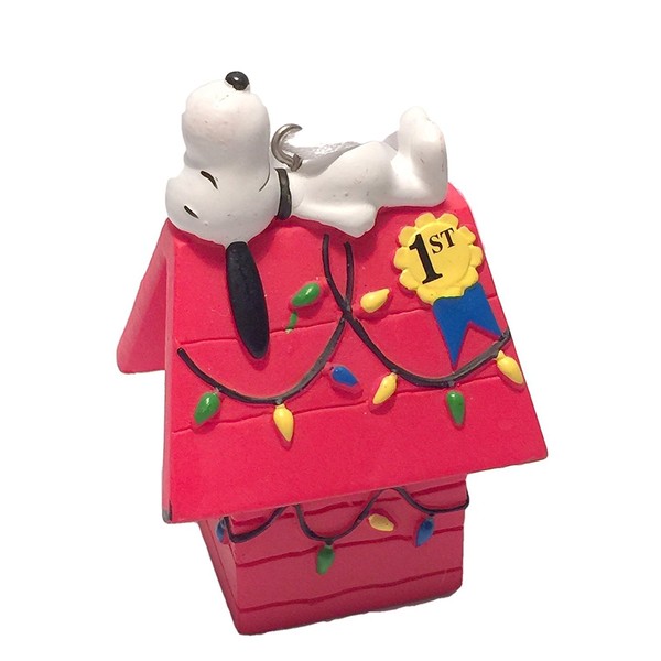 Hallmark Peanuts Snoopy on Doghouse Christmas Ornament 2015