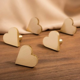 DAPANIY Heart Brass Knobs, Brushed Gold Cabinet Knobs Heart Shape Cabinet Dresser Drawers Kitchen Hardware Door Knobs, 4 Pack Brass Dresser knobs