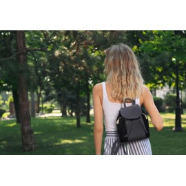 Catwalk Collection Handbags - Small Leather Fashion Backpack For Women - Rucksack With Adjustable Shoulder Straps - Multiple Pockets - PIXIE - Brown