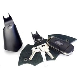 WOO LANDO Set of 2 Superhero Bat Key Fob Faux Leather Key Case for Men and Women for Various Car or Motorcycle Keys, Black-rose
