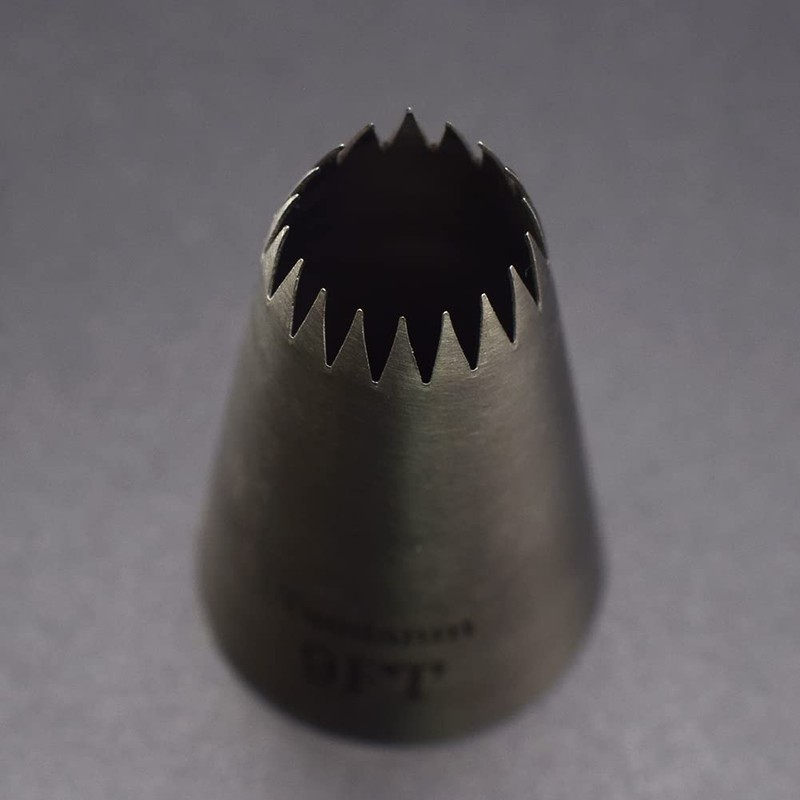 Tumtanm 9ft Teardrop Flower Piping Nozzle, Large Seamless Stainless Steel