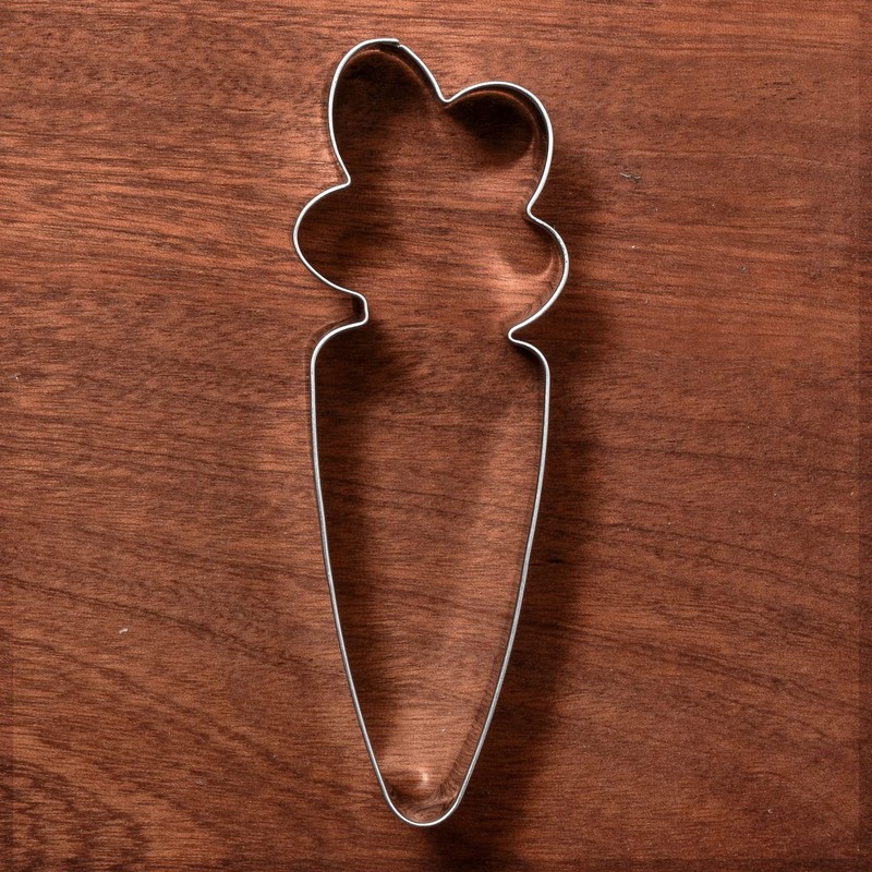 LILIAO 5" Carrot Cookie Cutter, Stainless Steel