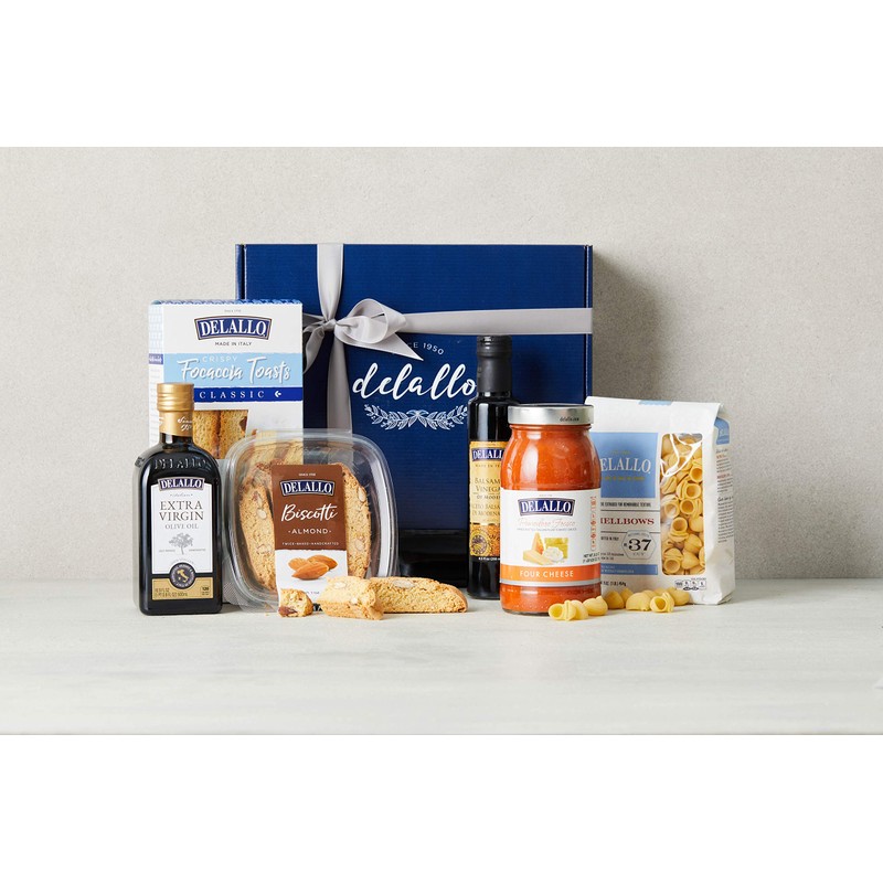 DeLallo Deluxe Italian Food Gift Box for Pasta Lovers