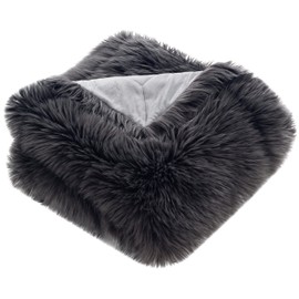 SAFAVIEH Faux Grey Shadow Fox Throw Collection, Standard