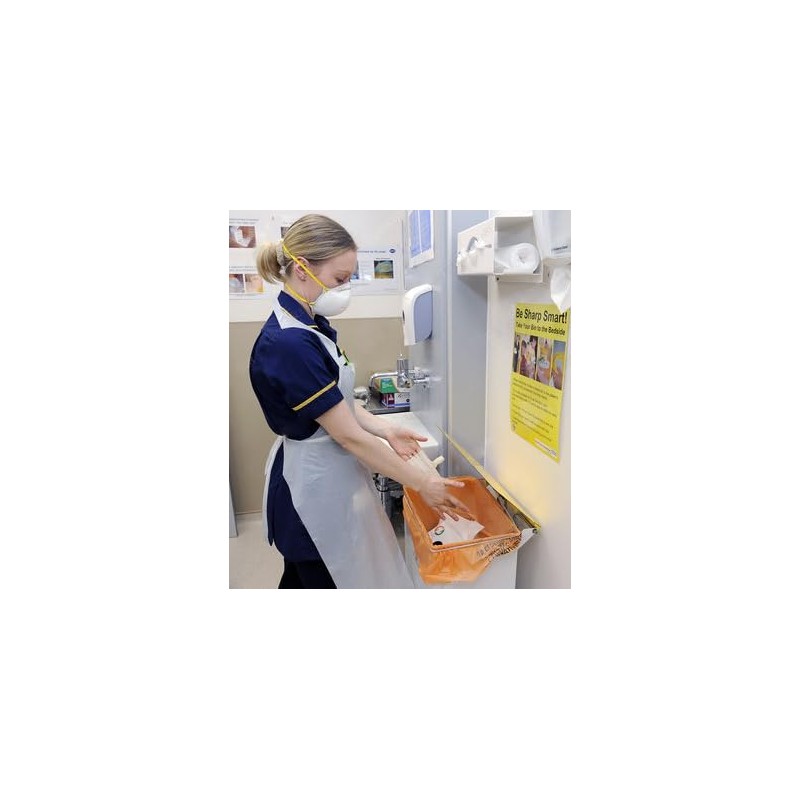 HOT BARGAINS 100 X White Plastic Aprons Disposable For adults