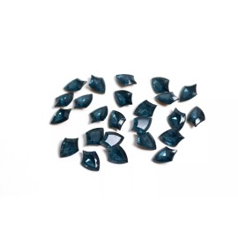 Czech 24 Vintage NEW Czech MONTANA SAPPHIRE Shield Shape 18x13mm Foiled Faceted Stones