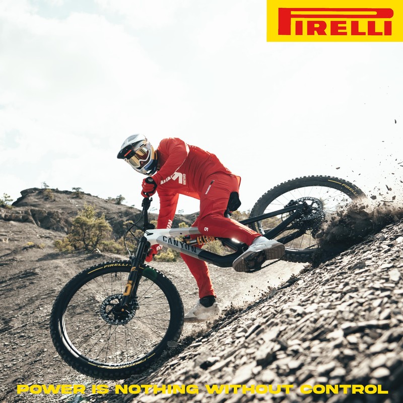 Pirelli, Cinturato Gravel M, Gravel Tire, 700x45C, Folding, Tubeless Ready,