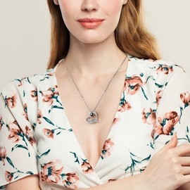 Emibele Mother's Day Heart Necklace, I Love You in 100 Languages Mom Necklace, Romantic Love Letter Silver Necklace for Women, Dainty Jewelry Gifts for Mama Grandma, Silver